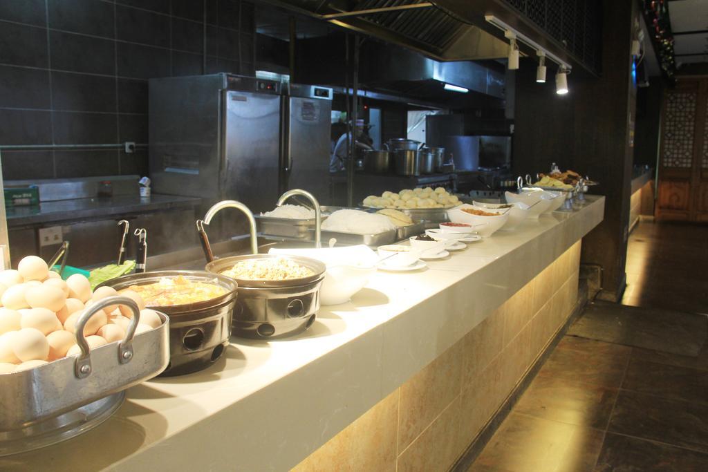 Barry Boutique Hotel Sanya Esterno foto